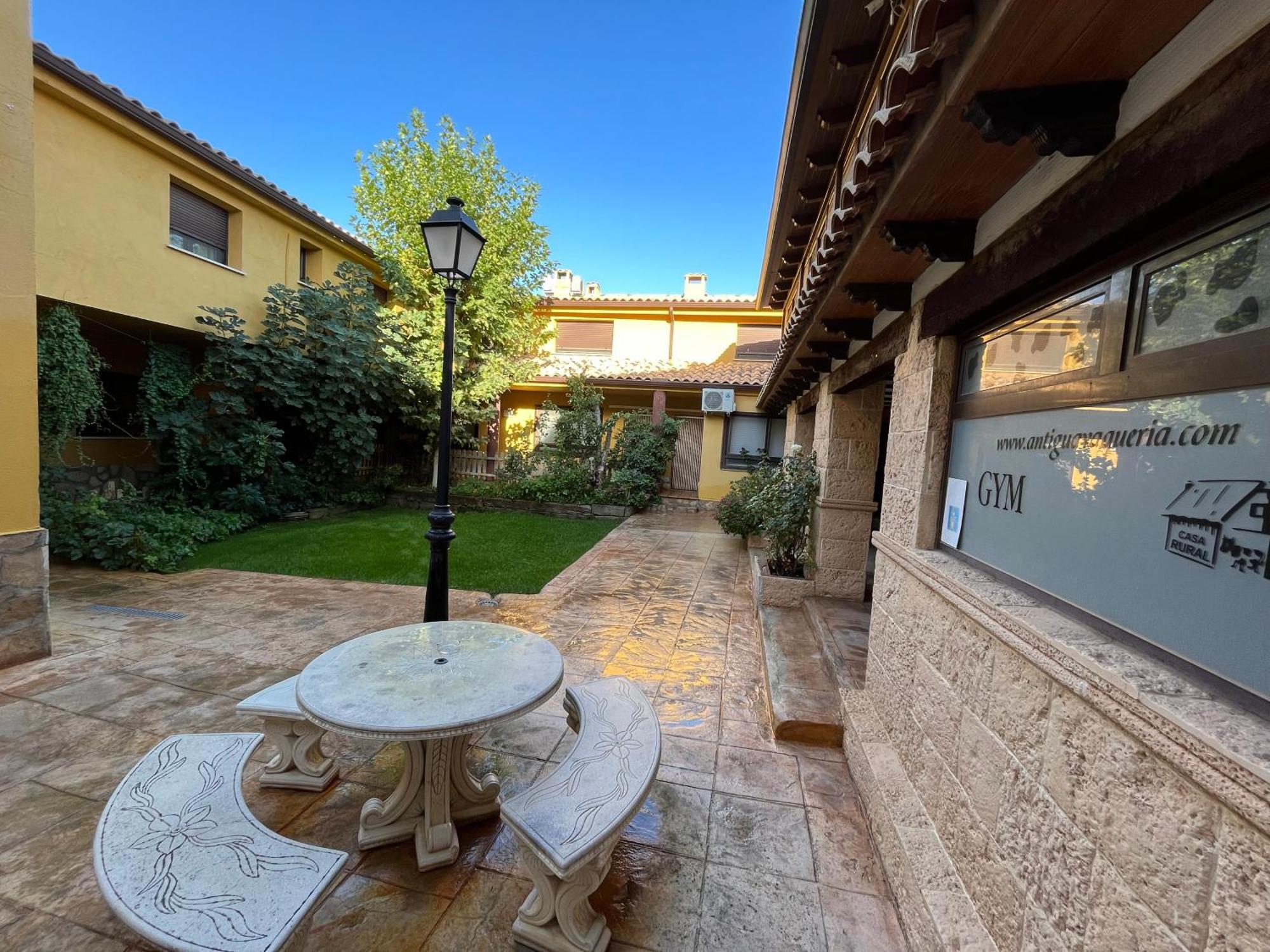 La Antigua Vaqueria Guest House Cuenca  Ngoại thất bức ảnh